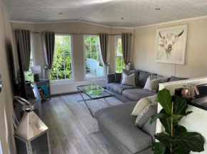 New, Modern 2 Bed Cabin in Rural North Wales